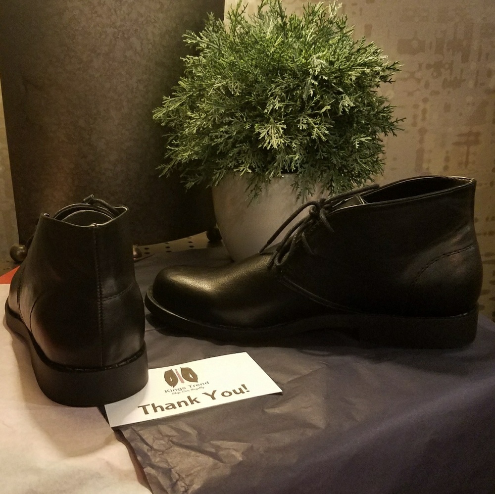 NWT Men's "Chukka" Shoes - Picture 6 of 6